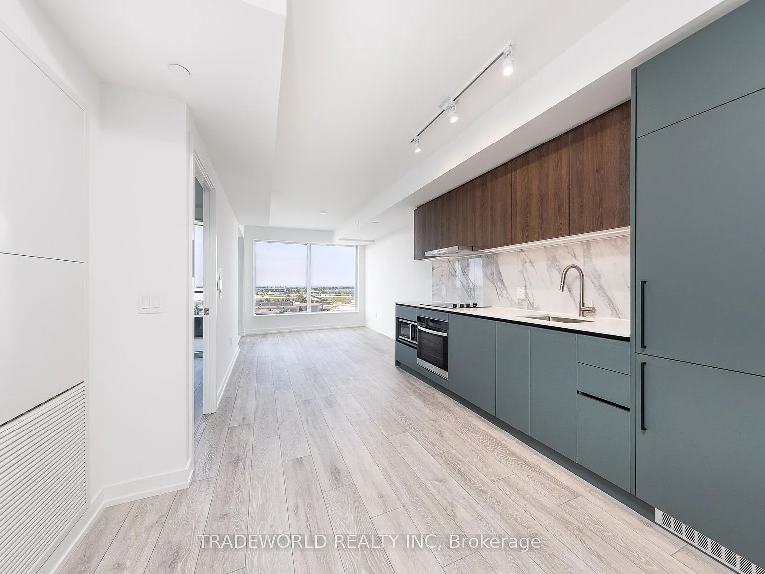 Westline Condo — Photo 3