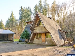 39605 SW Coast Creek Rd, Willamina, OR 97396