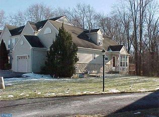 4323 Somerset Ln, Upper Chichester, PA 19014