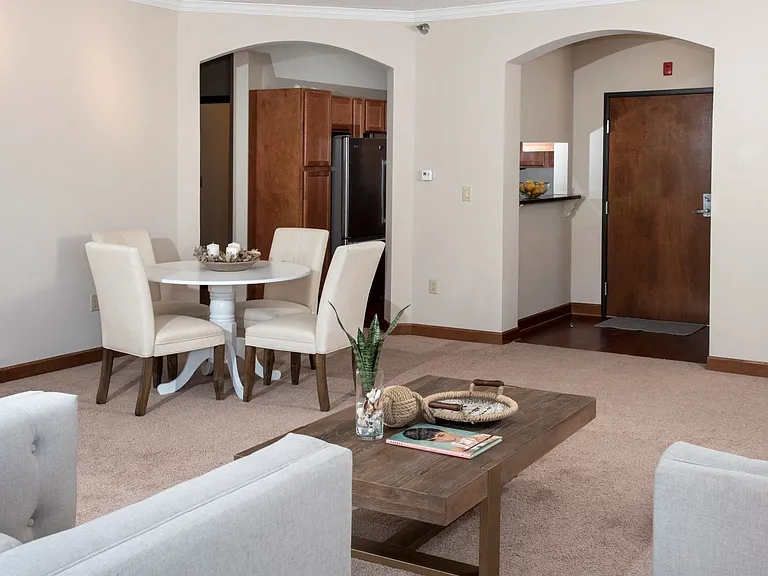 Cornelia Place — Photo 13
