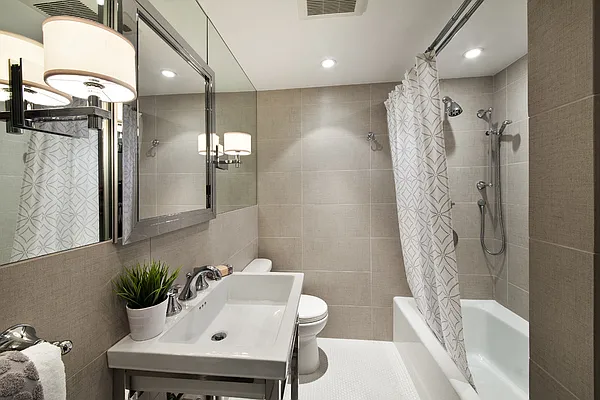 Sold by Stribling | media 24