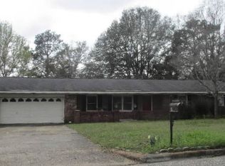 106 Olive Springs Dr, Enterprise, AL 36330