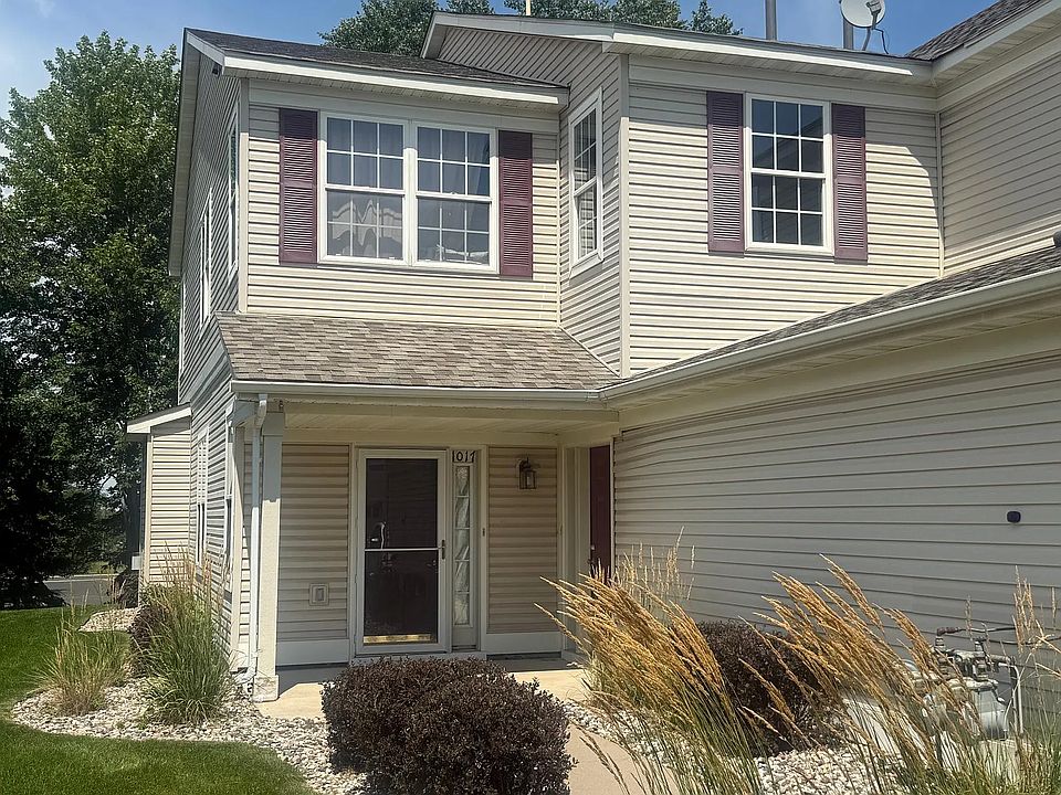 1st image of 1017 Providence Dr