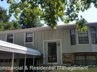 3919 N Elmwood Ave, Kansas City, MO 64117