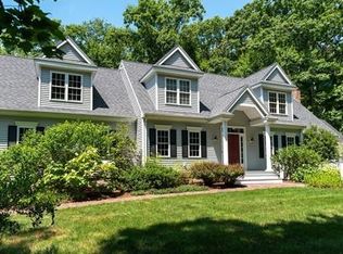 5 Briarcliff Dr, Hopkinton, MA 01748