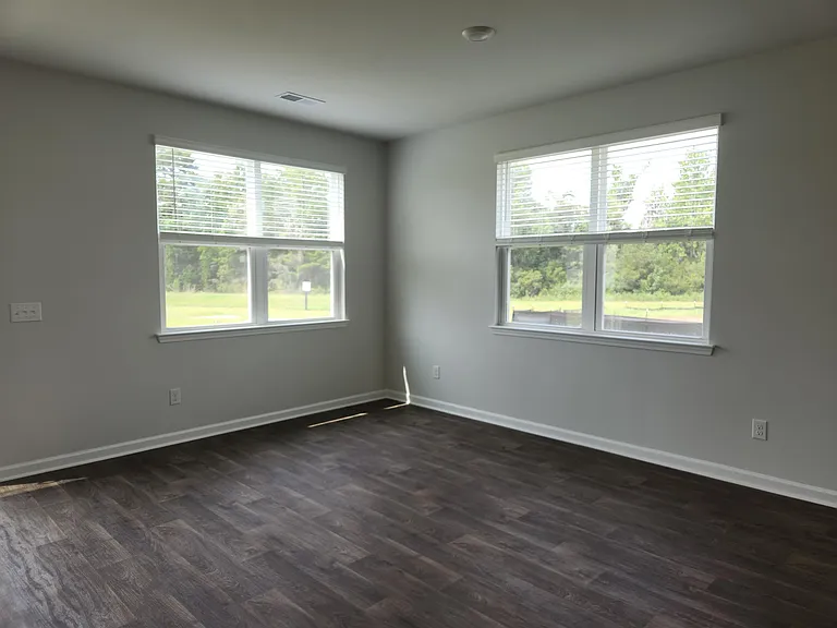 321 Bluebell Way — Photo 8