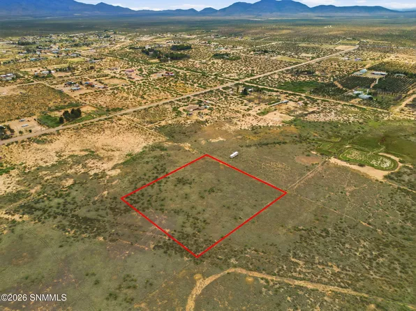 Na San Carlos St, Chaparral, NM 88081