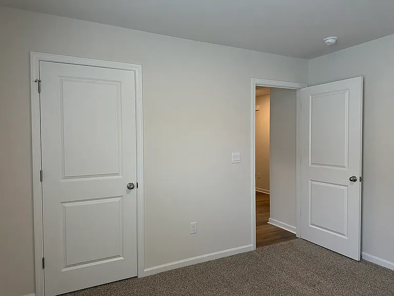 121 Cascade Ln — Photo 6