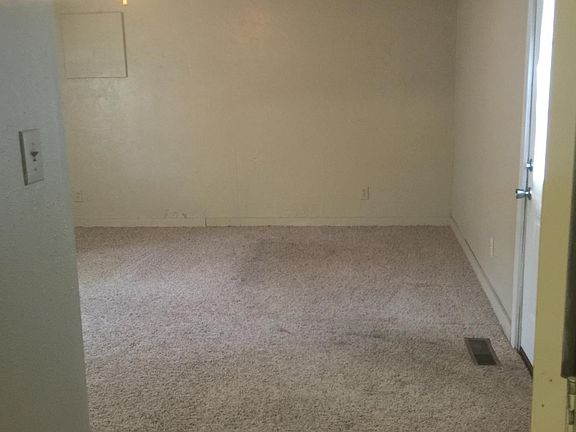 5th image of 507 S Pine St