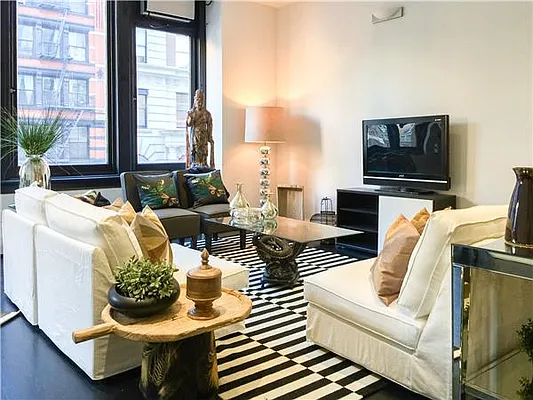 Rented by (Legacy) Elegran | media 14