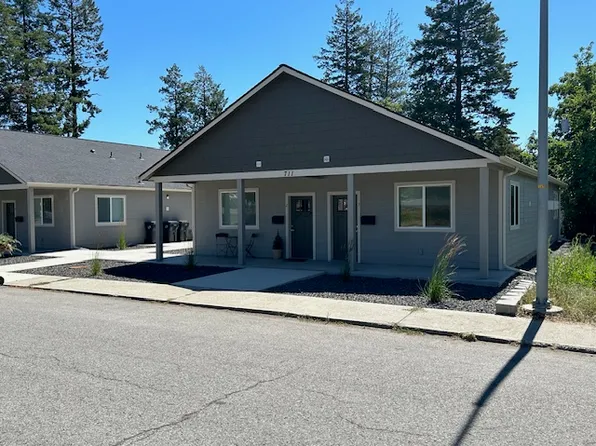 713 5th St #711, Cheney, WA 99004