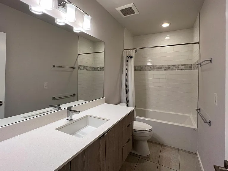 18107 65th Ave NE #101 — Photo 14