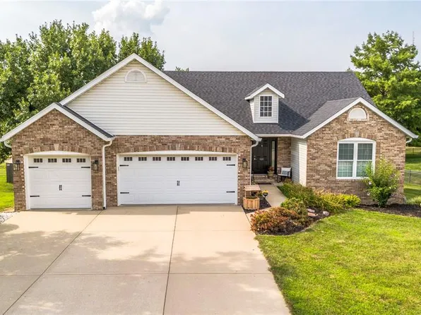 2549 Spyglass Ct, Edwardsville, IL 62025