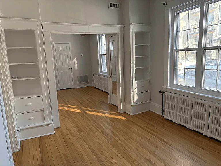38 Monk St — Photo 19