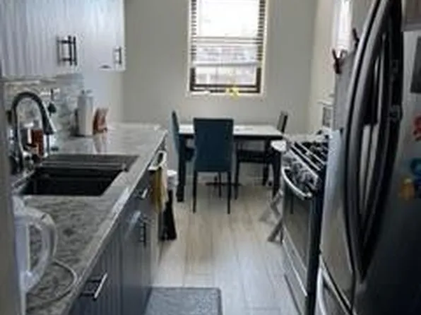 1855 East 12th Street 4M image 7 of 8