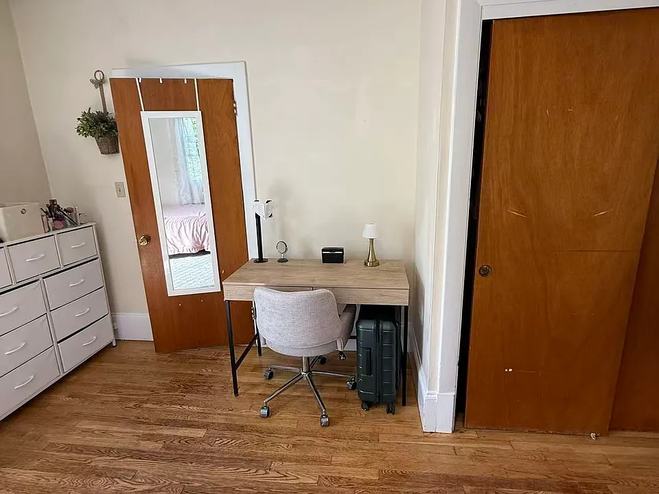 278 Harvard St #5