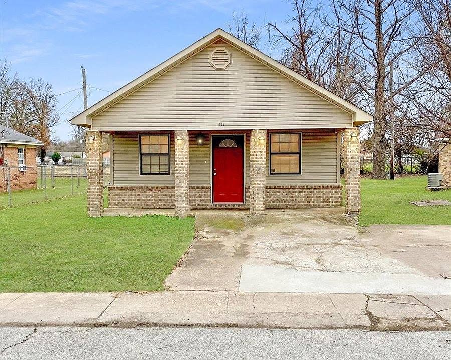 1st image of 106 Cottonwood Ave