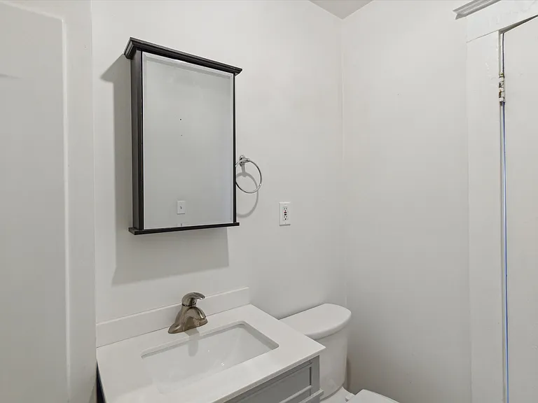 112 E Center St — Photo 20