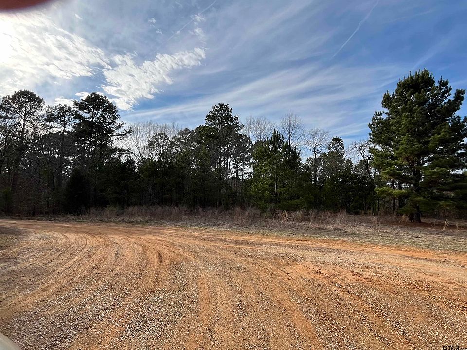 1st image of TRACT Six Venus Rd