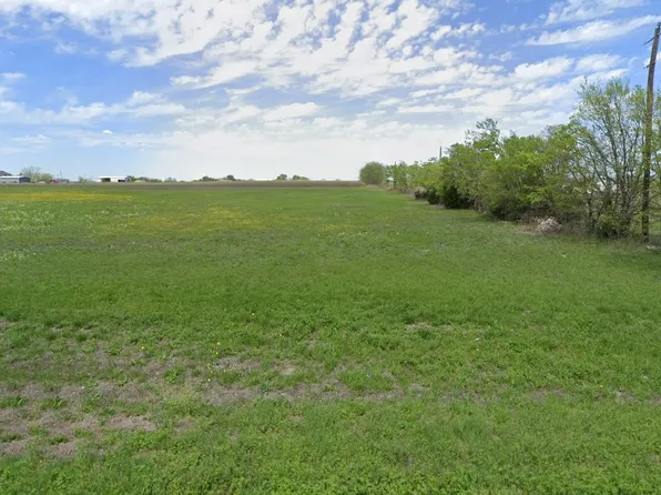 999 E Fm 902, Howe, TX 75459