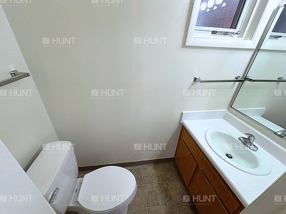 5th image of 60 E Dove Ln
