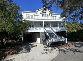 3521 Myrtle St, Edisto Island, SC 29438