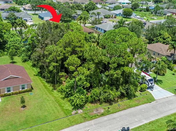 3282 SW Crumpacker St, Port Saint Lucie, FL 34953