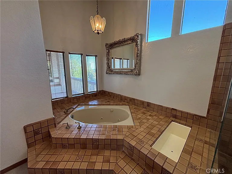2230 E Vista Mesa Way — Photo 38