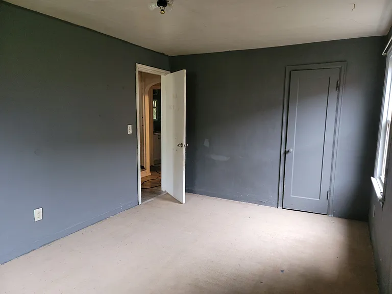 985 Bever Dr NE — Photo 6