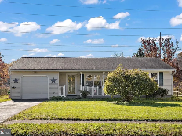 97 W Shady Dr, Newark, DE 19713