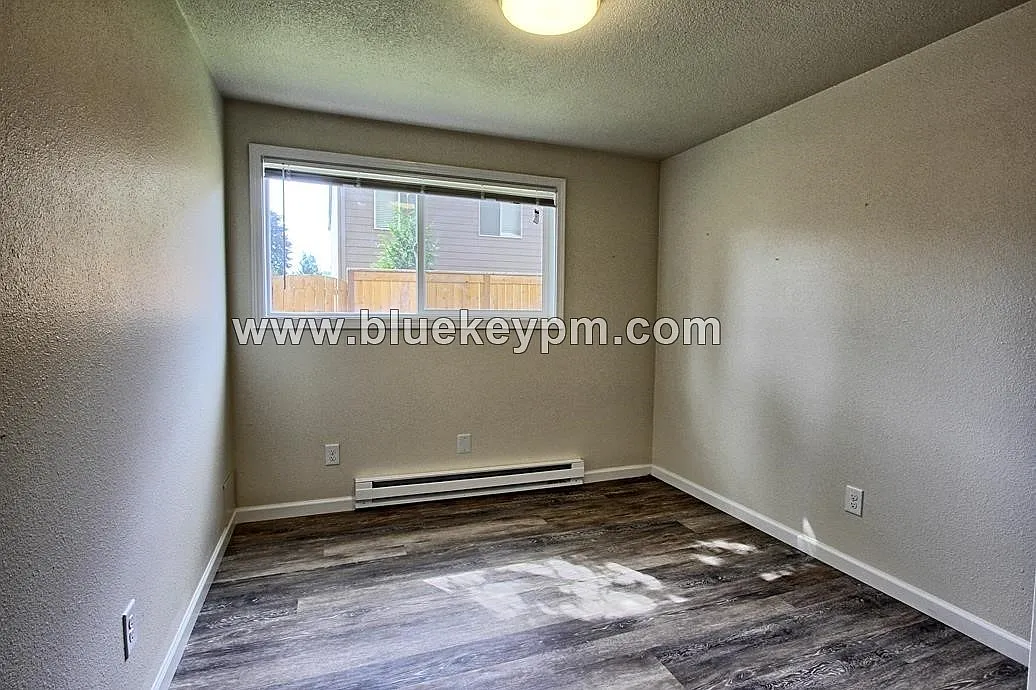 WHOF4119 — Photo 4