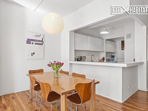 2nd image of 261 Broadway APT 10C