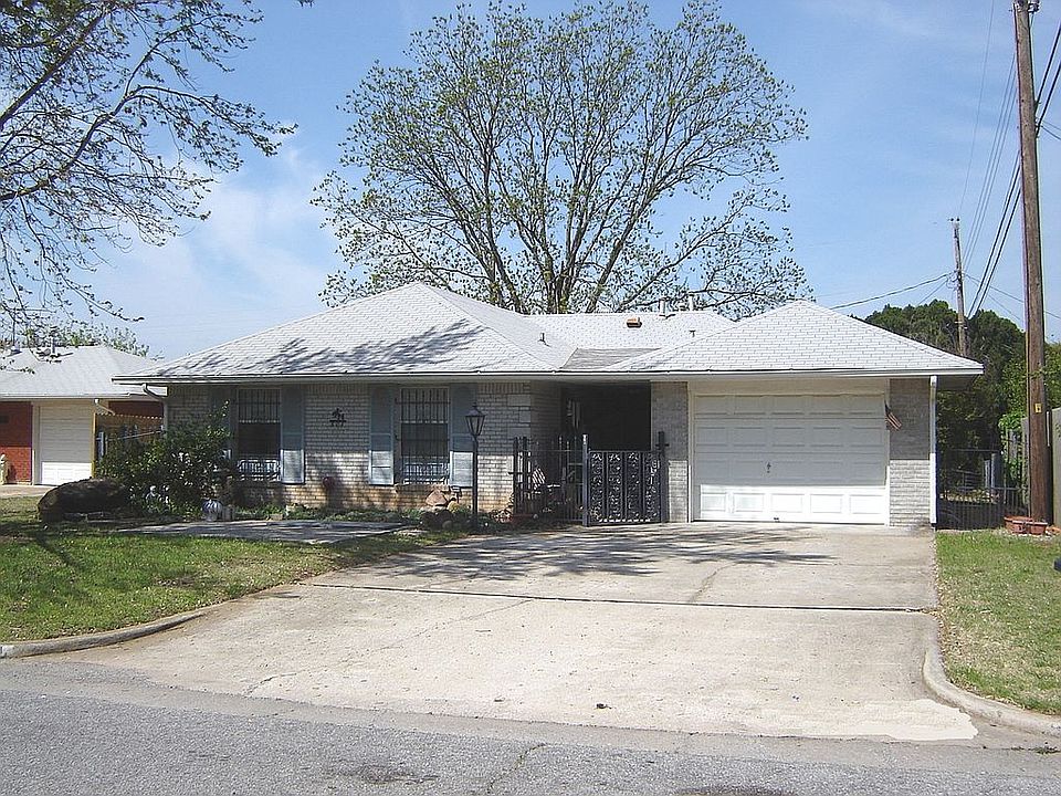 1st image of 501 Leslie Dr