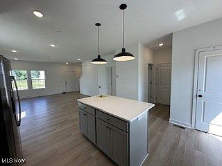 4th image of 4508 Ashwood Ave