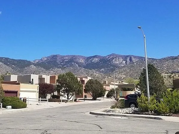 13536 McCall Ct NE, Albuquerque, NM 87123