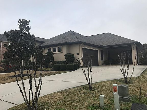 2nd image of 82 Victoria Dr W