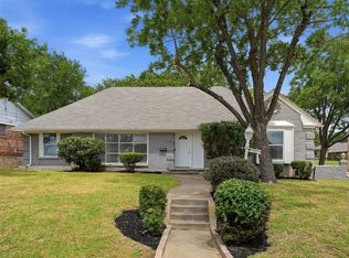 2121 Canton Dr, Fort Worth, TX 76112