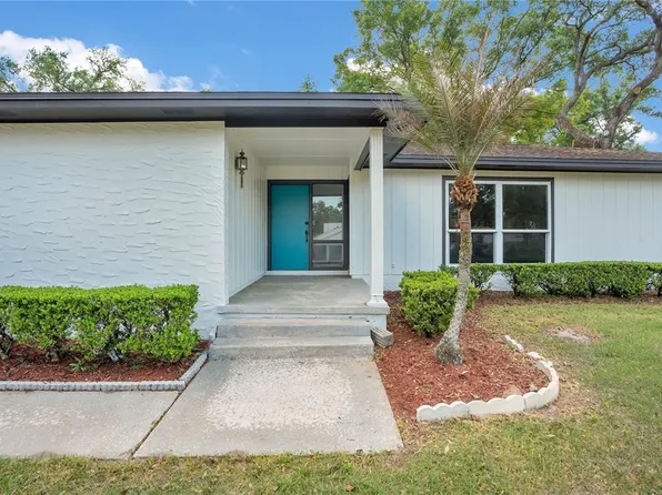 1307 Valley Hill Dr, Lakeland, FL 33813