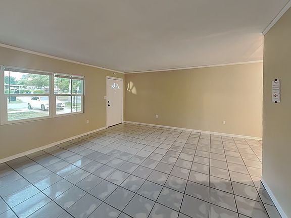 5th image of 2227 N Hastings St