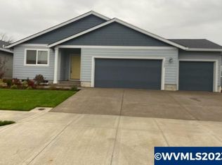 1580 Lana Dr, Woodburn, OR 97071
