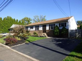 117 Madison Rd, Willow Grove, PA 19090