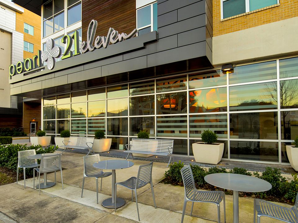 Outdoor Lounge
