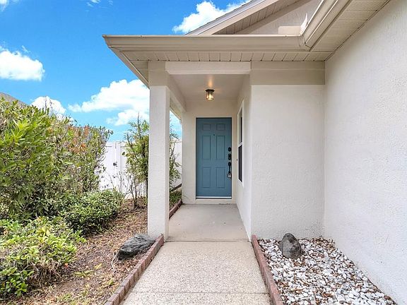 3rd image of 8141 Fort Thomas Way