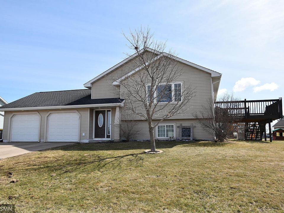 1st image of 205 Blackhawk Dr