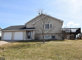 205 Blackhawk Dr, Woodville, WI 54028