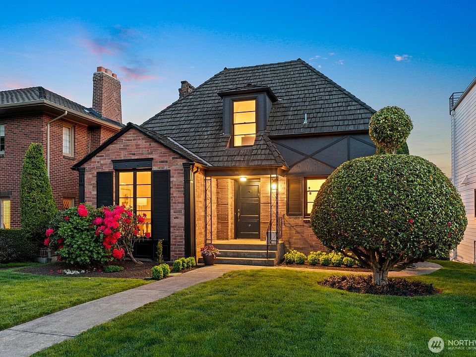 1st image of 2527 Westmont Way W