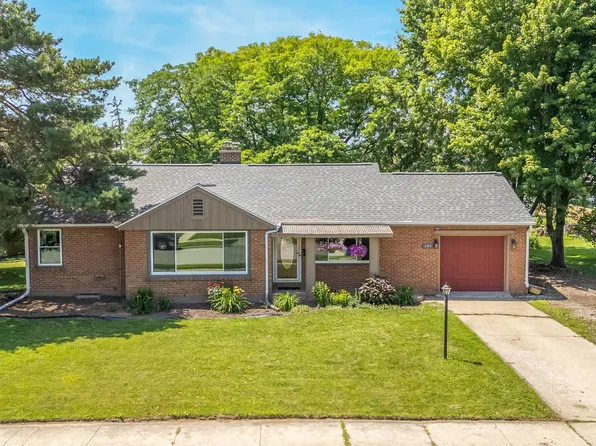 849 Reddin Ave, Neenah, WI 54956