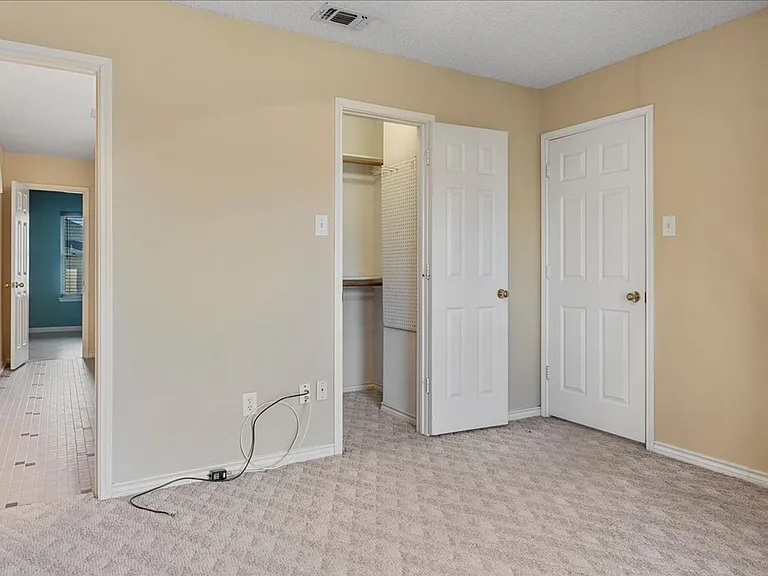 6752 Macintosh Dr — Photo 29