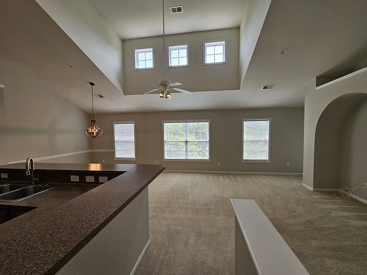 Building Photo - 413 Black Smith Ln #A
