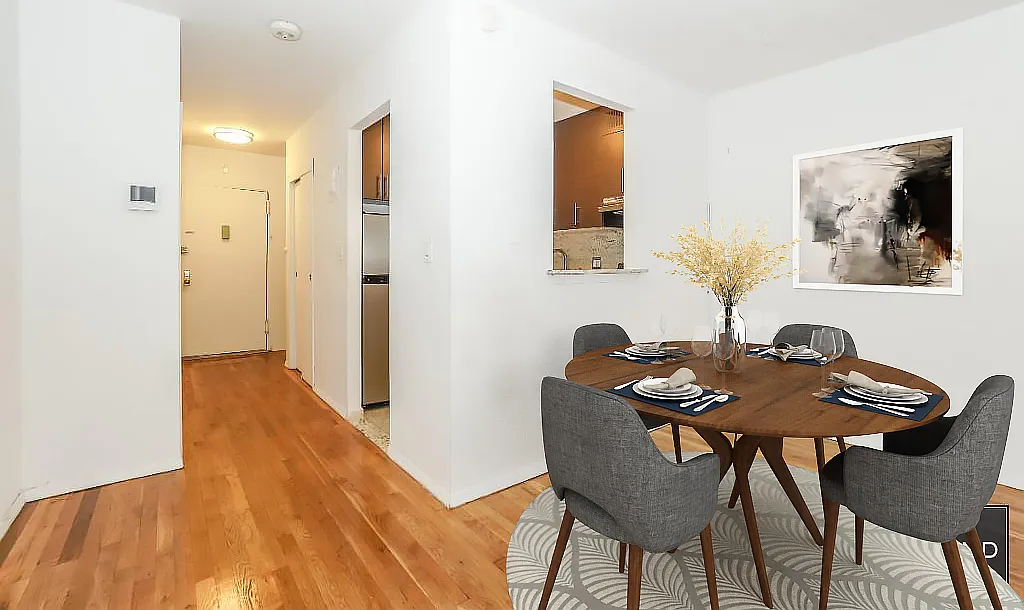 214 East 24th Street — Photo 2
